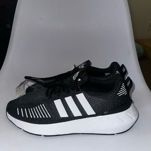 Men adidas size 10 athletic shoes